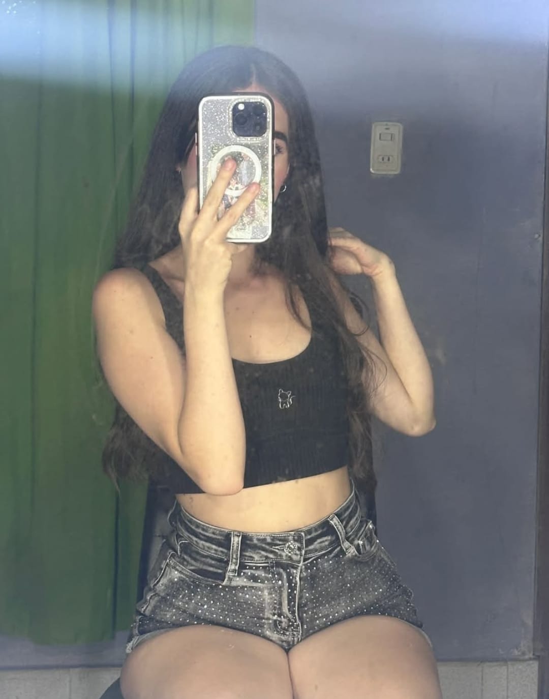 La vecina que deseas, videos fotos sexting videollamadas  - Videollamadas en Sevilla